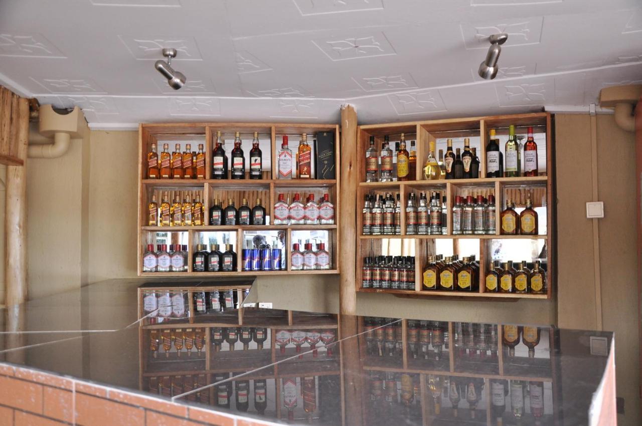 Golden View Hotel Ibanda Kültér fotó