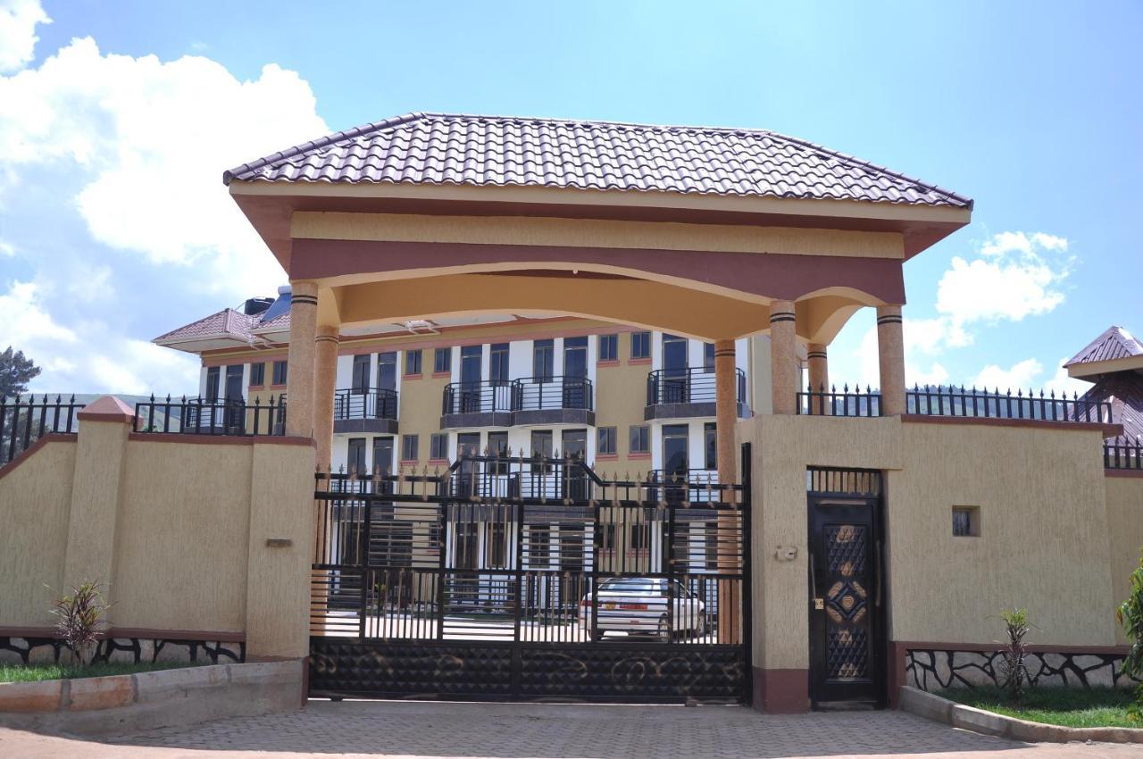 Golden View Hotel Ibanda Kültér fotó