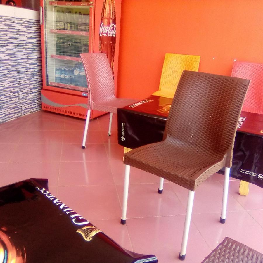 Golden View Hotel Ibanda Kültér fotó