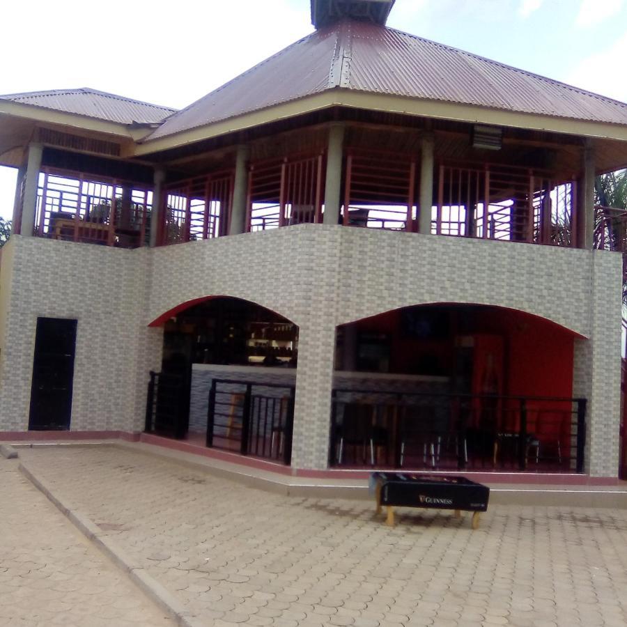 Golden View Hotel Ibanda Kültér fotó